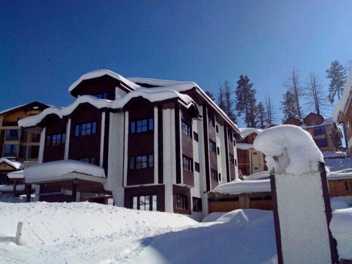 Hotel Gulmarg Inn Dış mekan fotoğraf